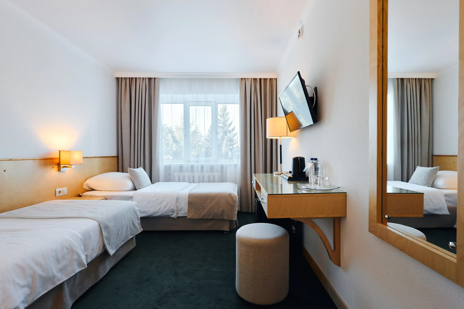 Отель Восток