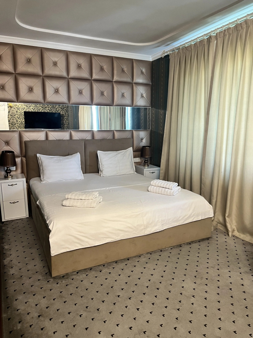 Отель Orzu Tur Grand