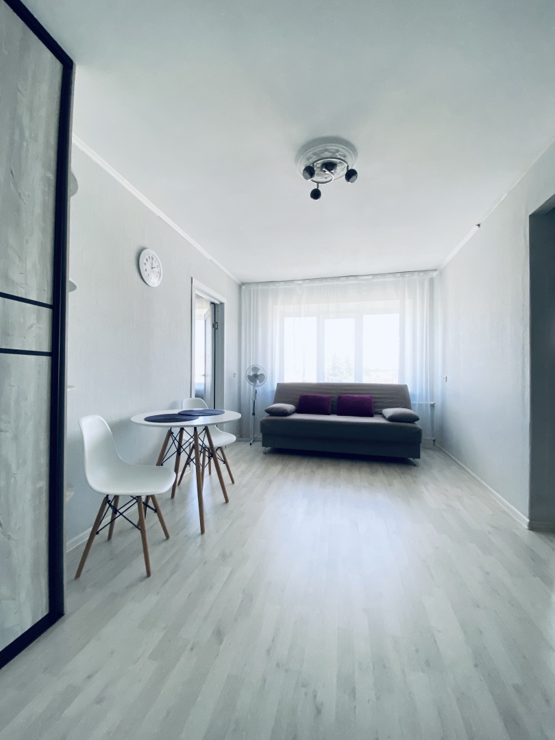 Квартира Двухкомнатная квартира возле Кремля