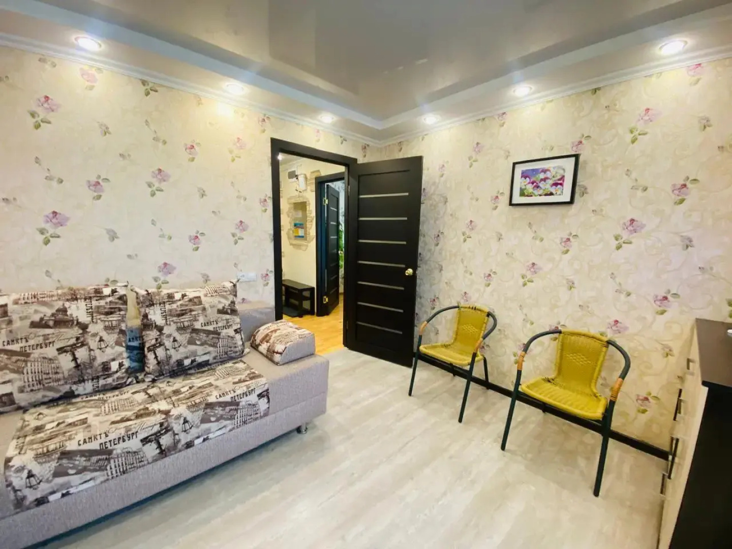 Апартаменты на Кольском 2