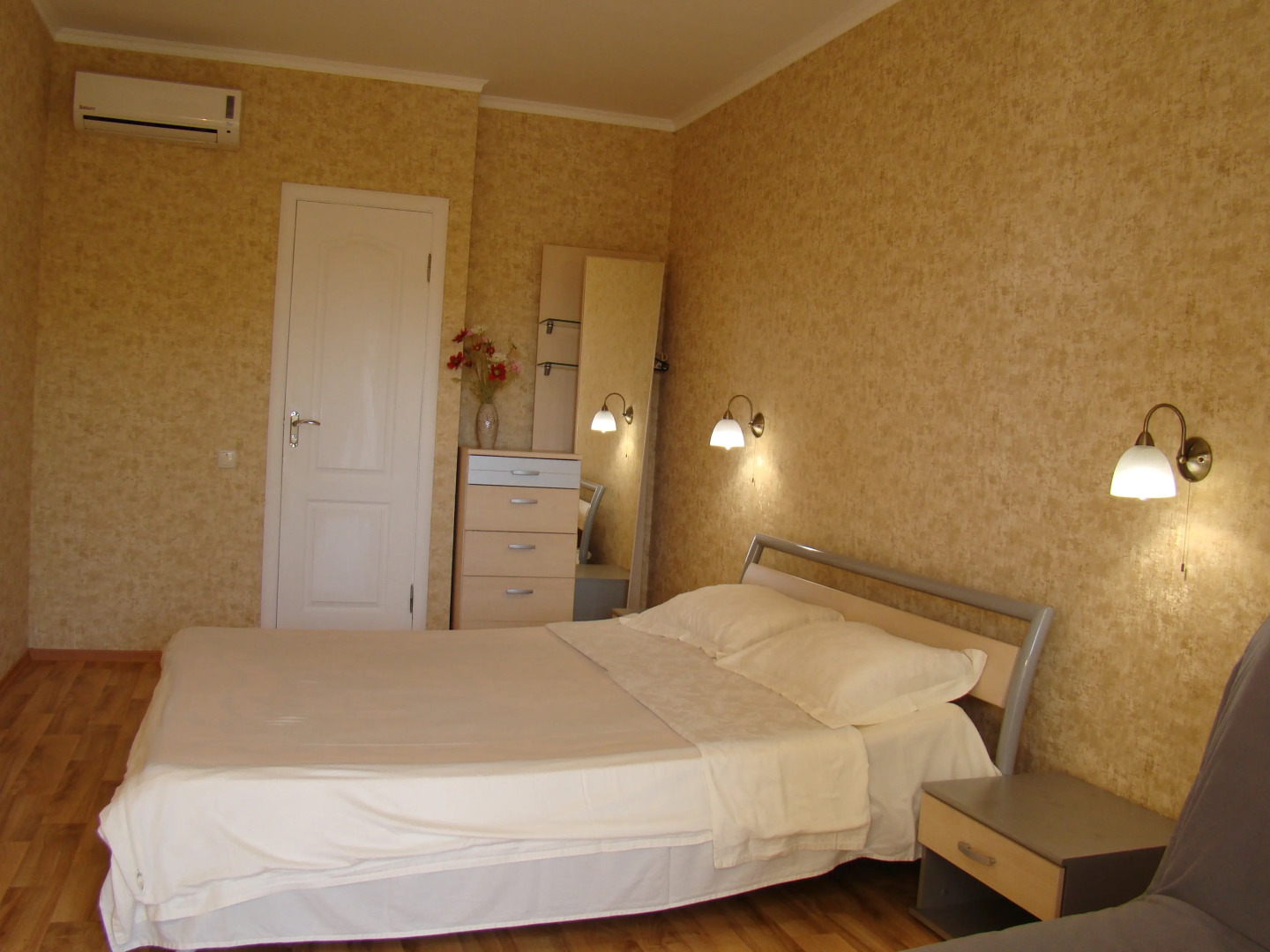 Гостиный Дом White House