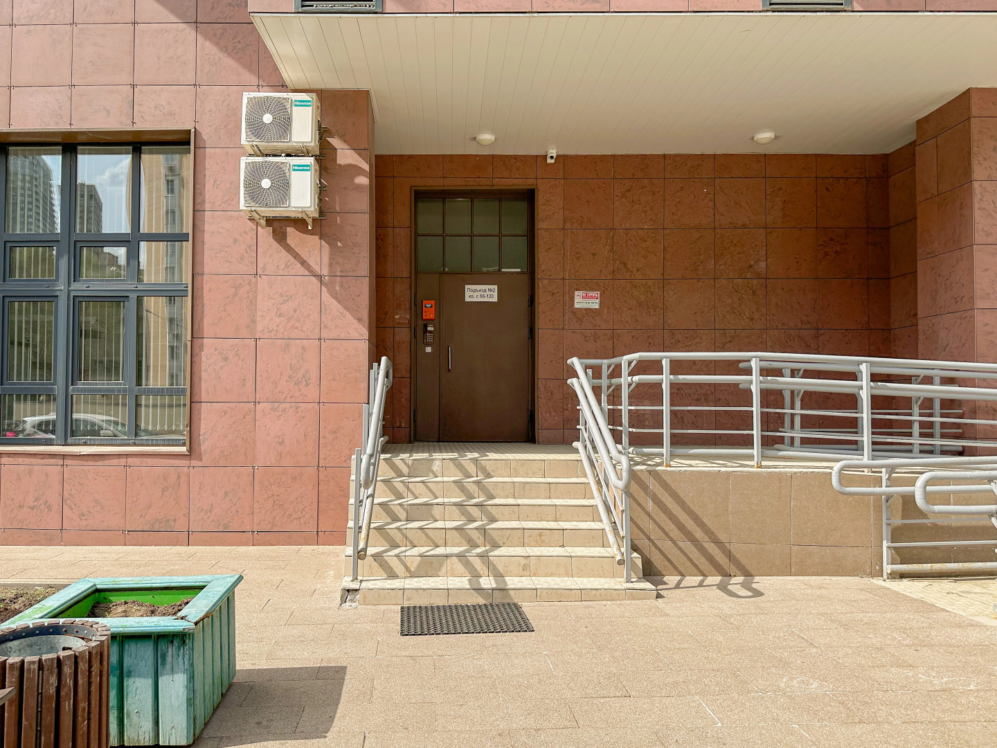 Апартаменты Комфортные светлые апартаменты у метро Беломорская