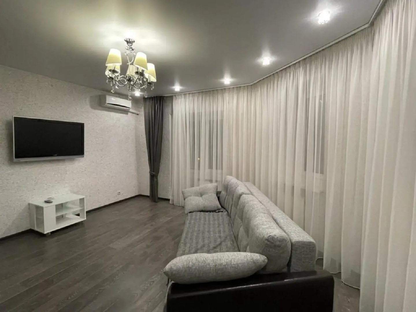 Апартаменты Жуковского 14/18