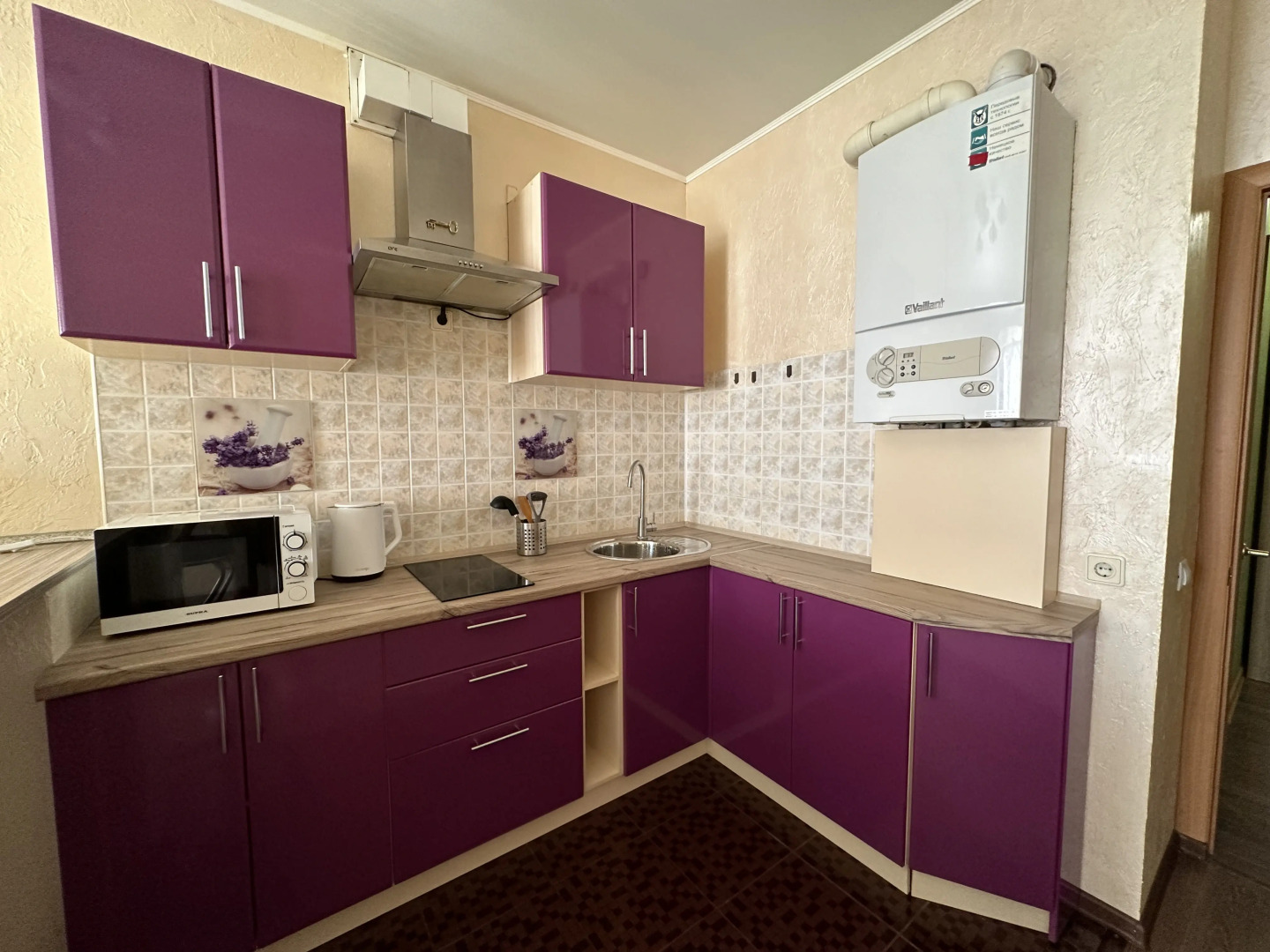 Квартира Яркая Студия в Новом Жк