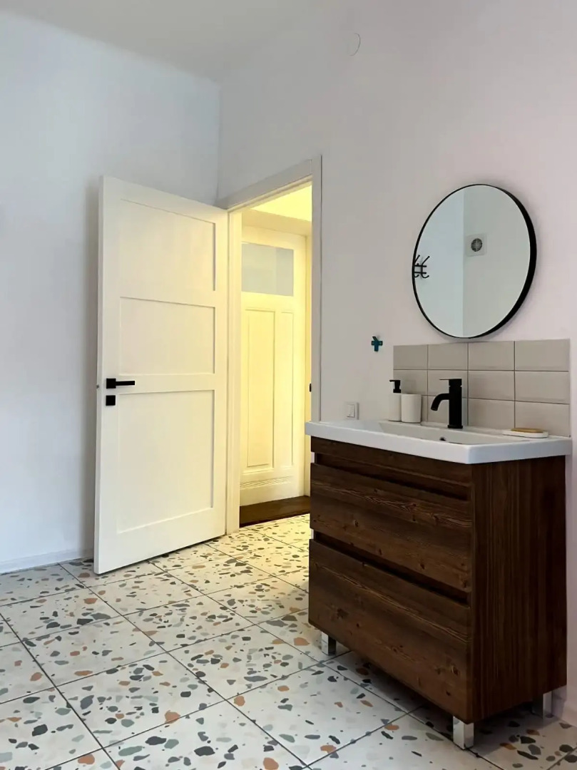 Апартаменты Стильные 2х-комнатные на Театральной с Шикарным Видом