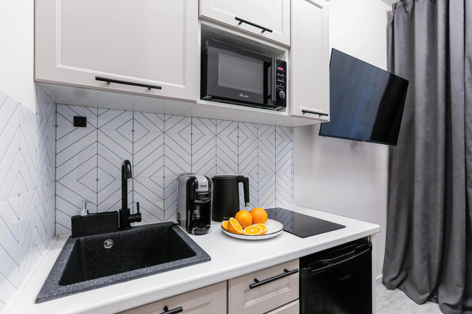 Апартаменты Уютная студия в центре столицы