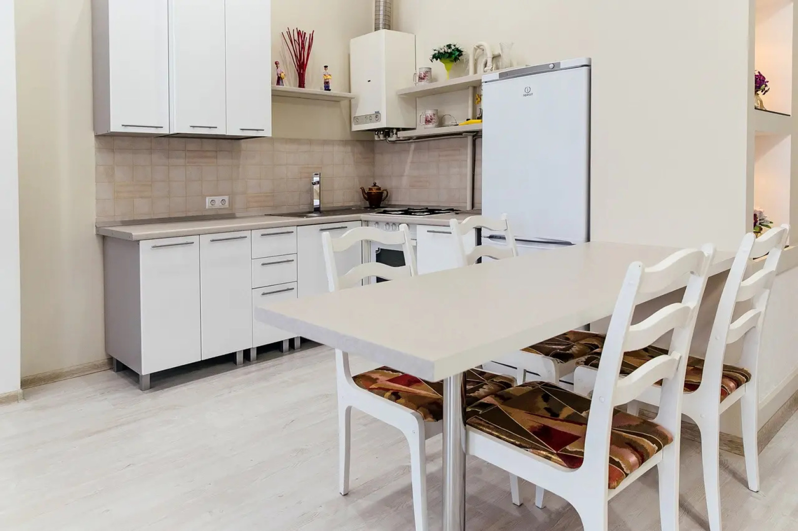 Апартаменты на Яна Грунта 1-7