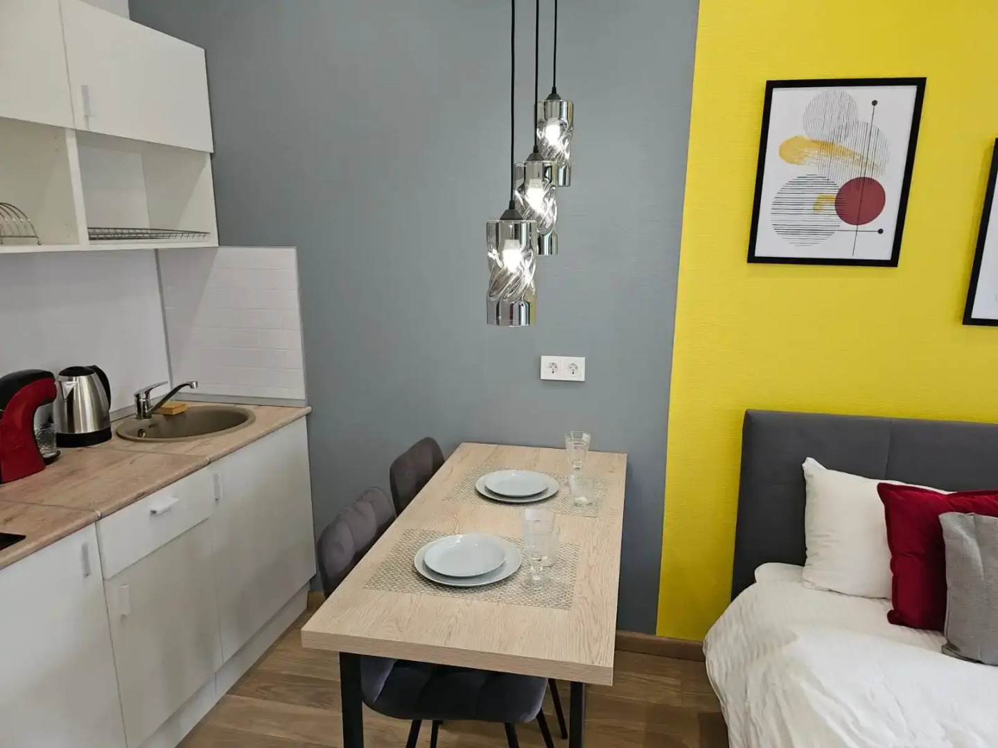 Апартаменты студия 405