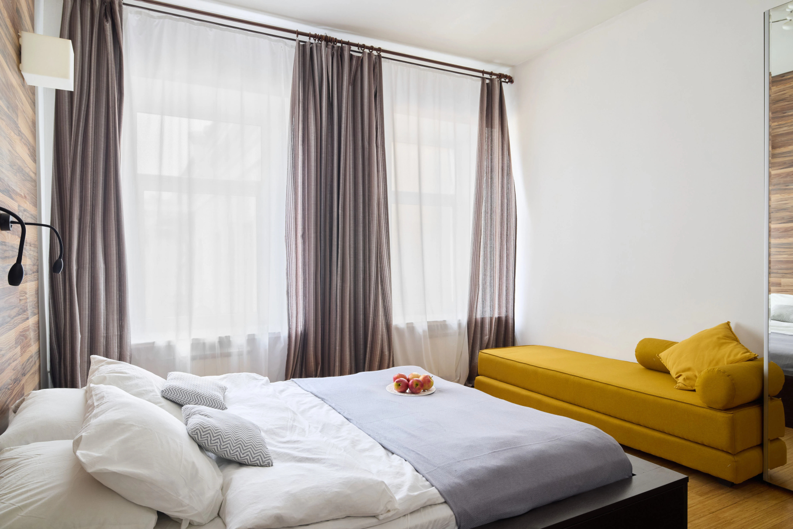 Апартаменты Квартира целиком в самом центре Санкт-Петербурга