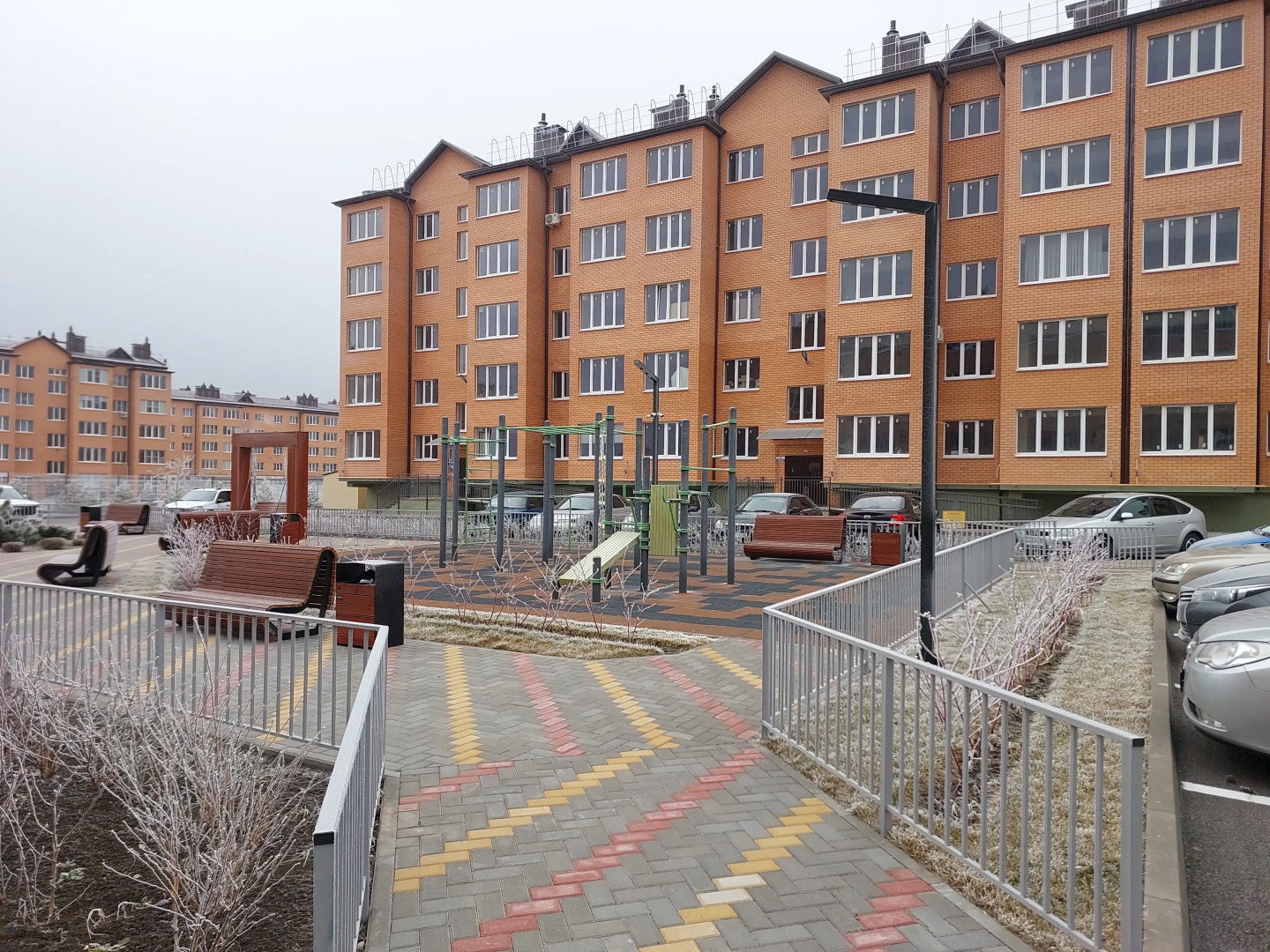 Квартира ПосуткаРу Просторная 36к8 Парк Победы и Питьевая галерея