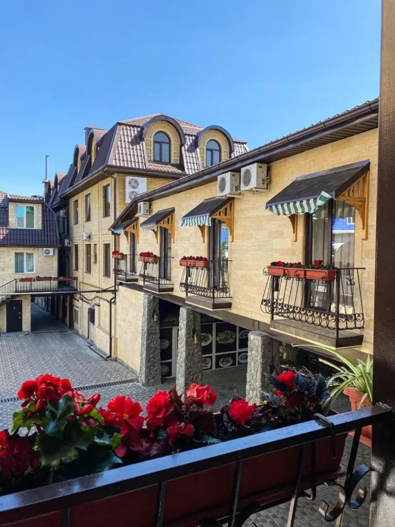 Отель Ночной Квартал