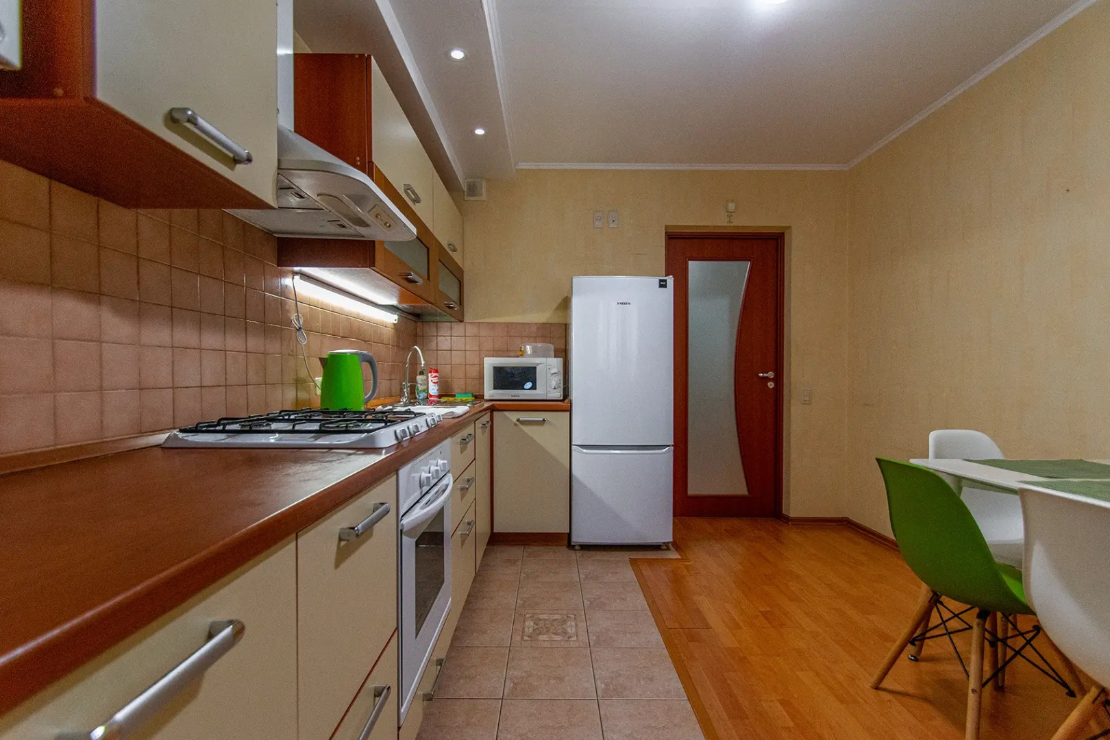 Апартаменты "Просторная 1 комнатная на Соколова"