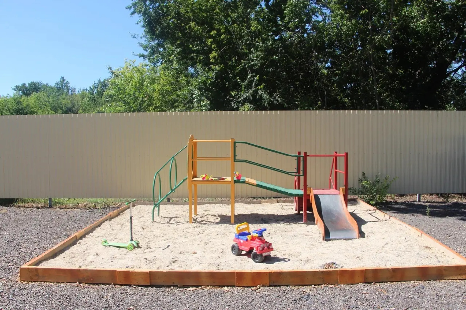 Гостиница Дубрава