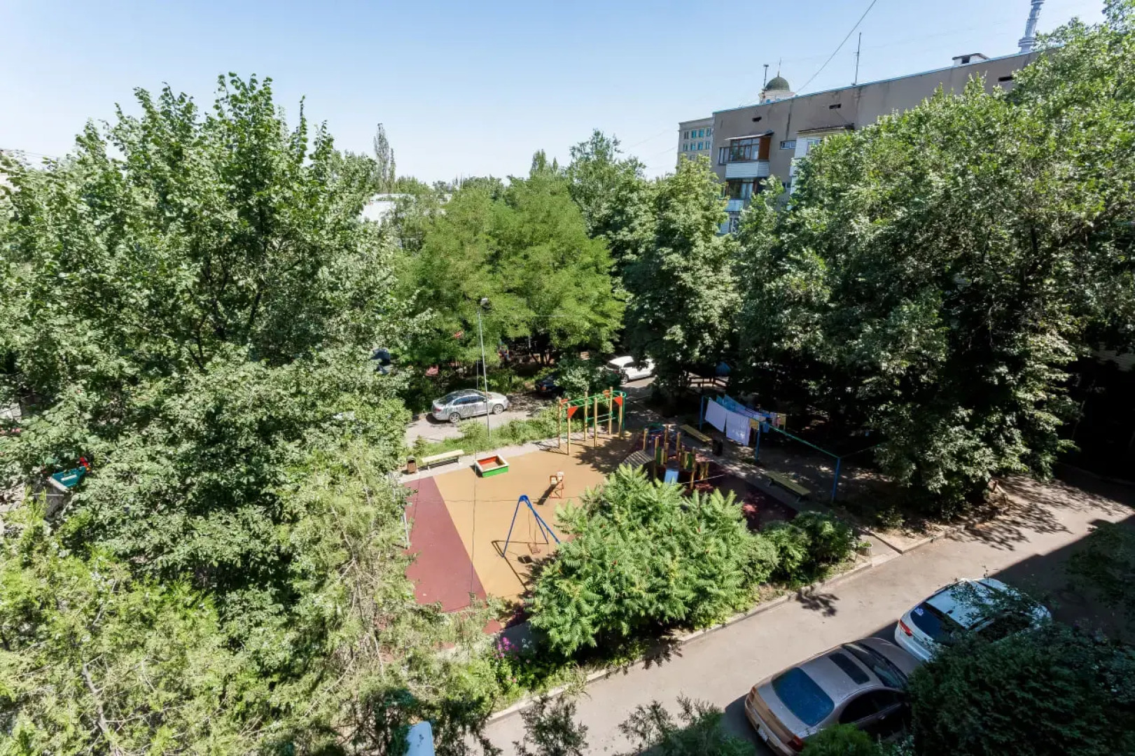 Апартаменты на проспекте Достык