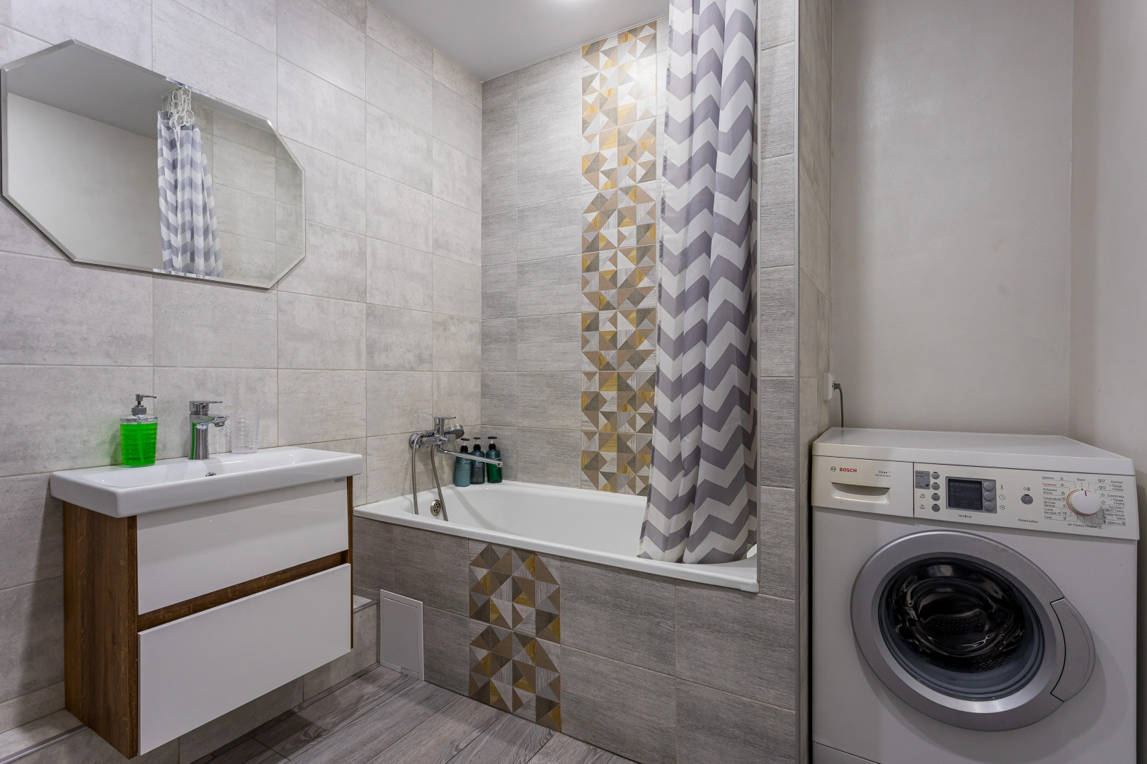 Апартаменты двухкомнатные недалеко от центра и парка