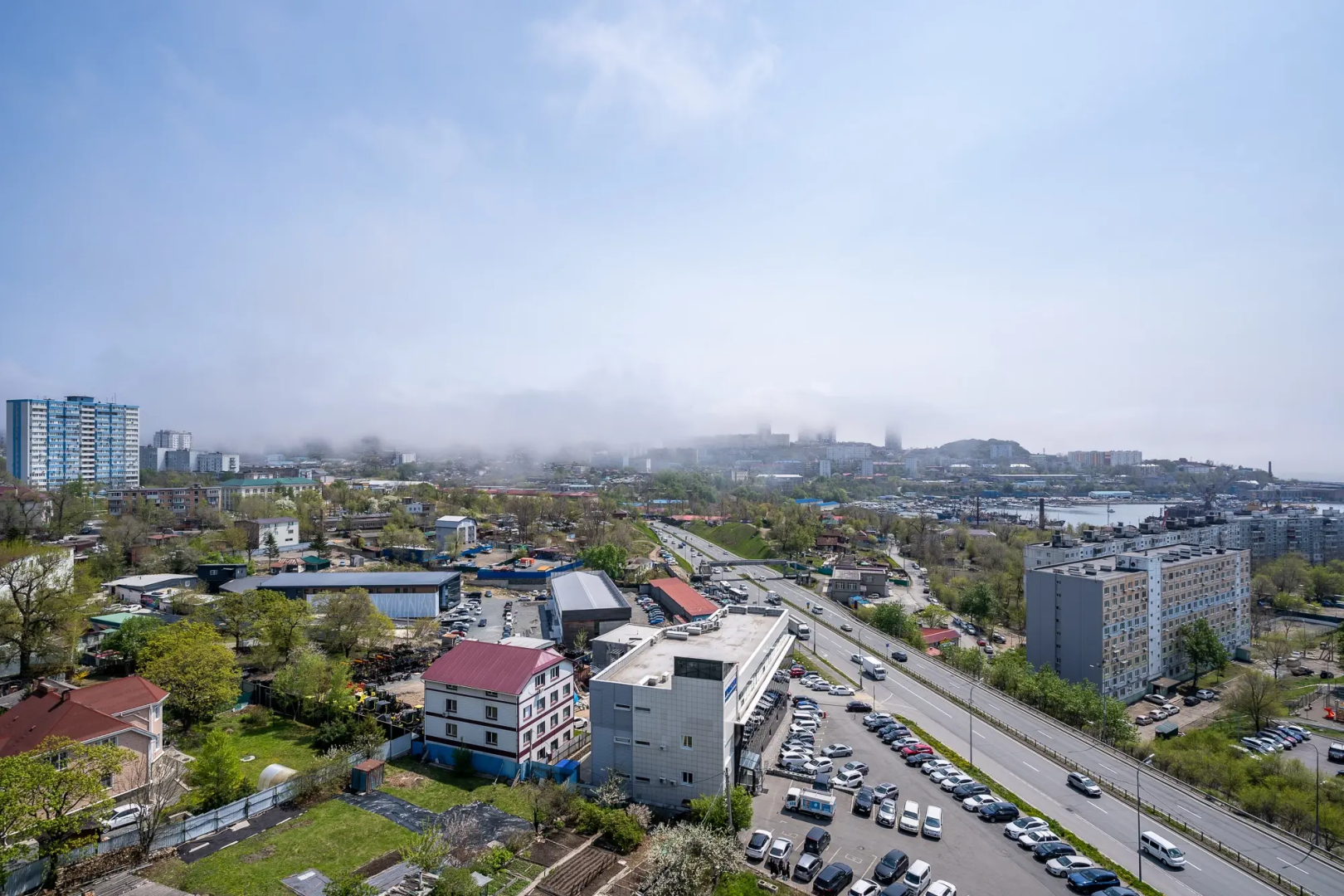 Апартаменты Мореон Просторные Рядом с Бухтой Золотой Рог