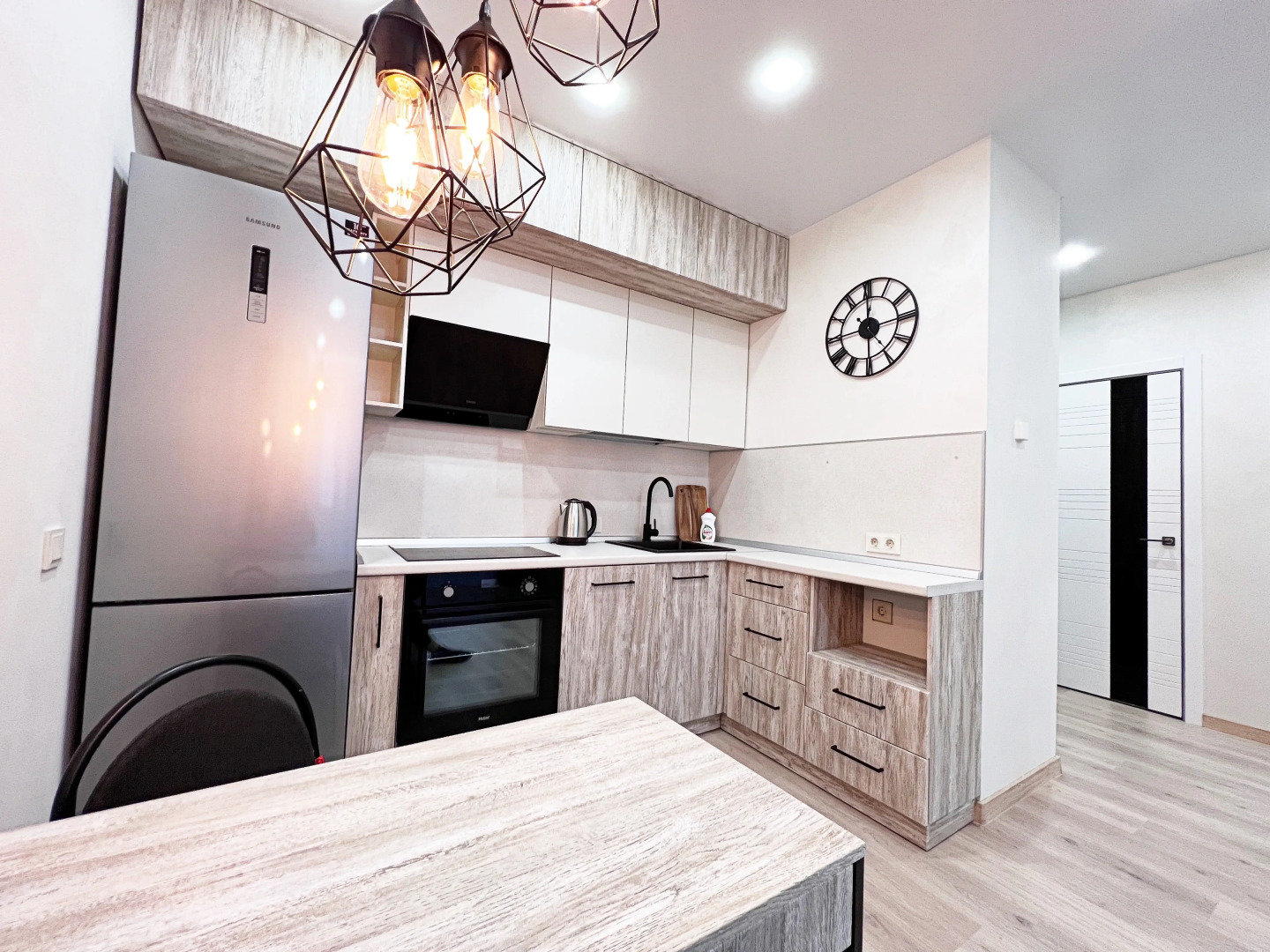 Апартаменты Стильная 2-к Студия в Доме Бизнес-Класса