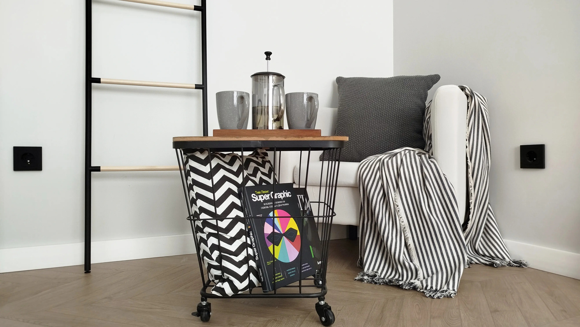 Квартира Dubrovskiy apart на набережной Невы