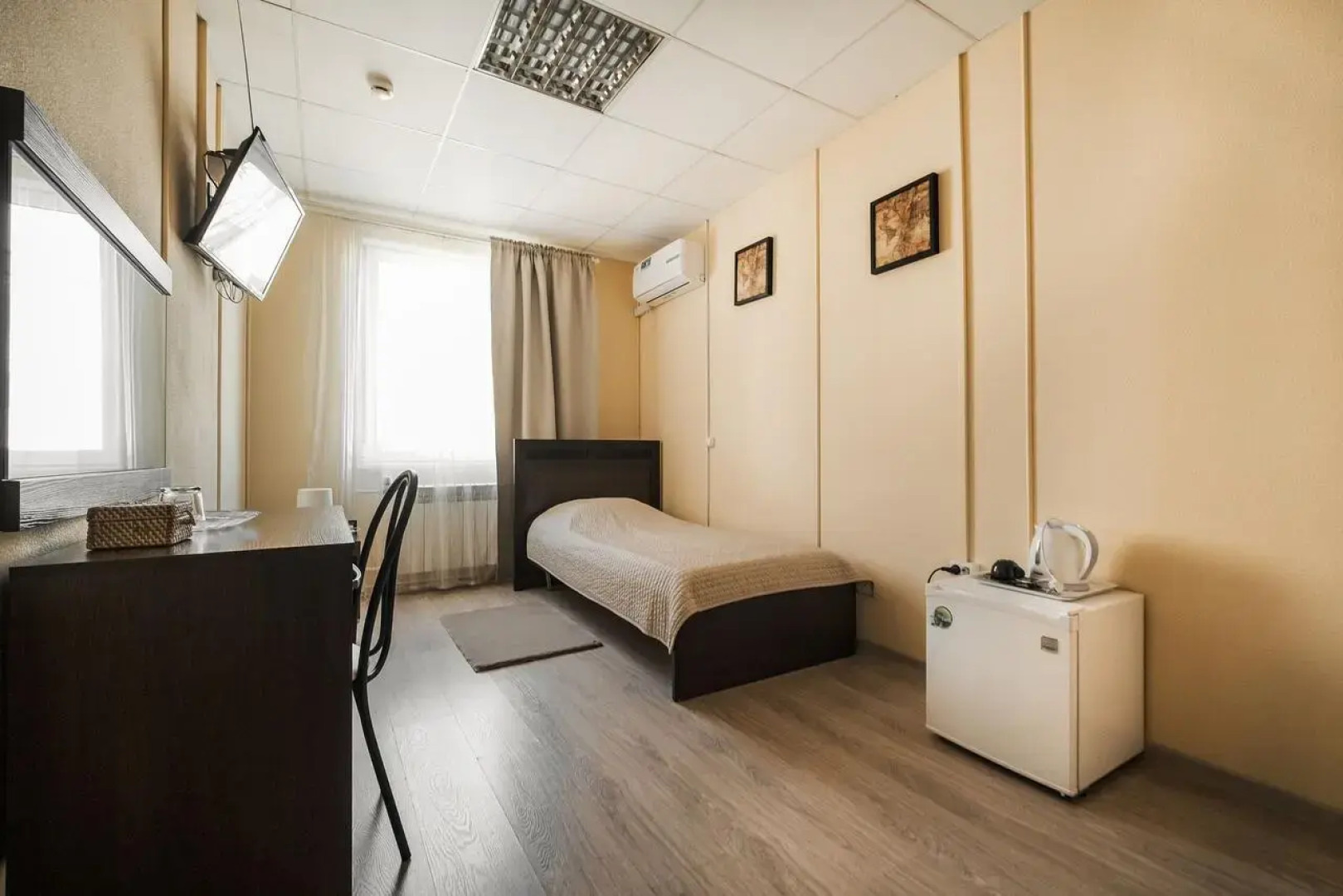 Отель Континент