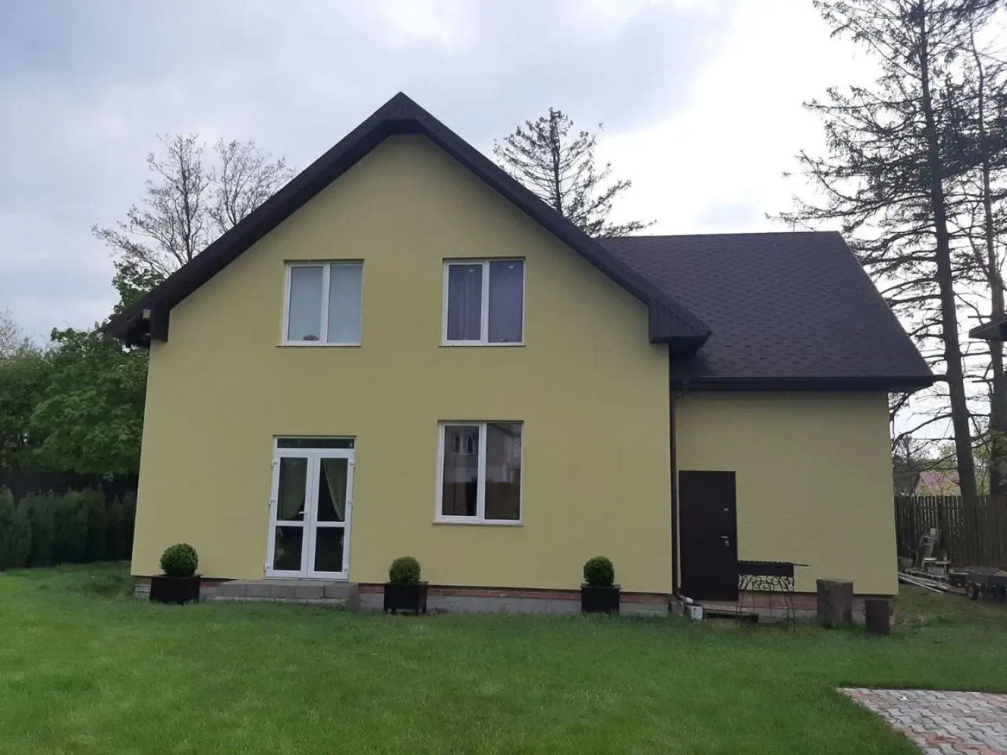 Частный дом Дом с беседкой