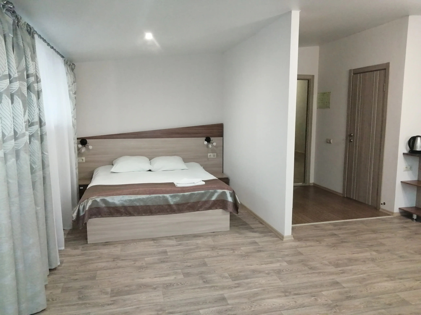 Отель Афоня