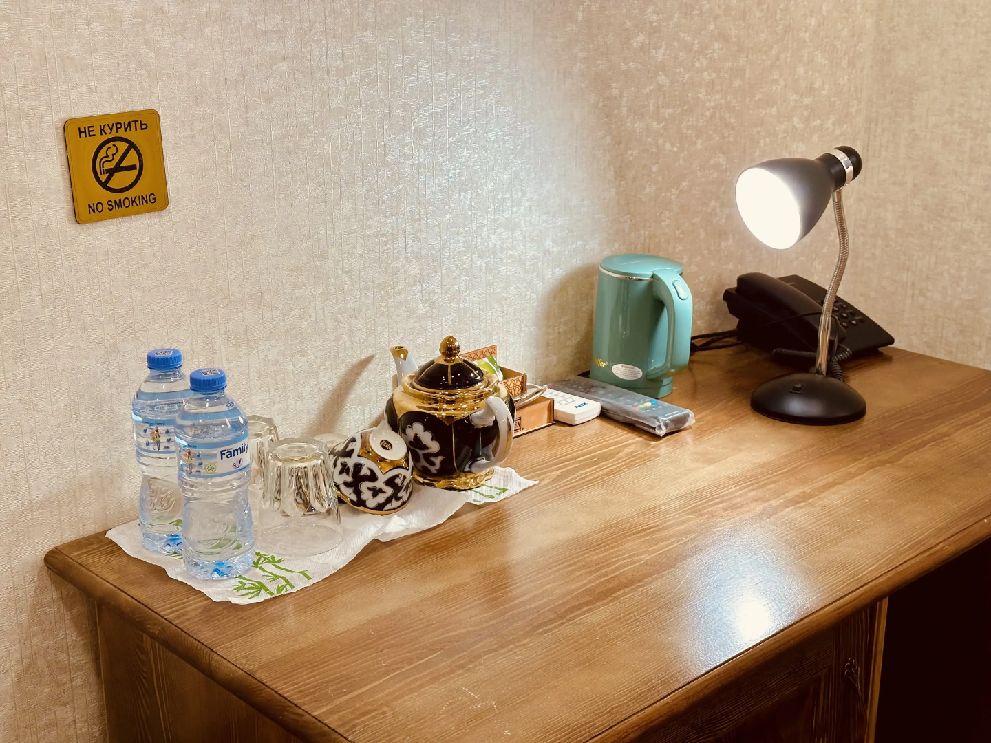 Отель Ayvan Plaza