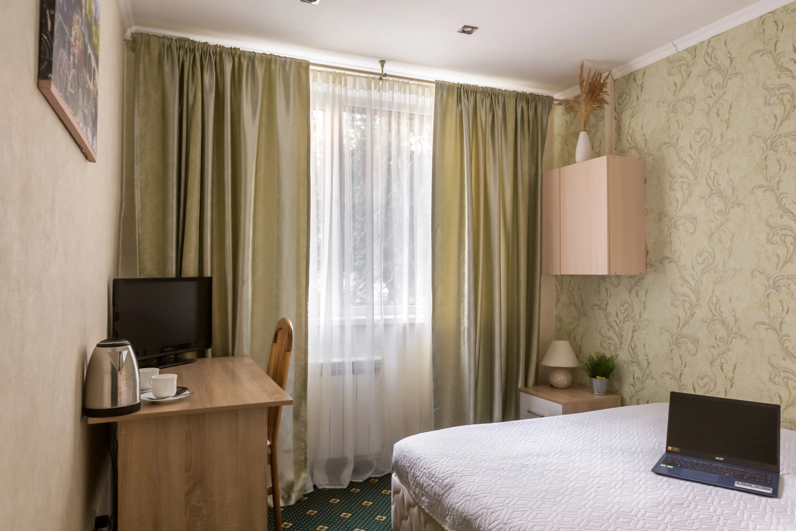 Отель Myhotel24 Kristalin