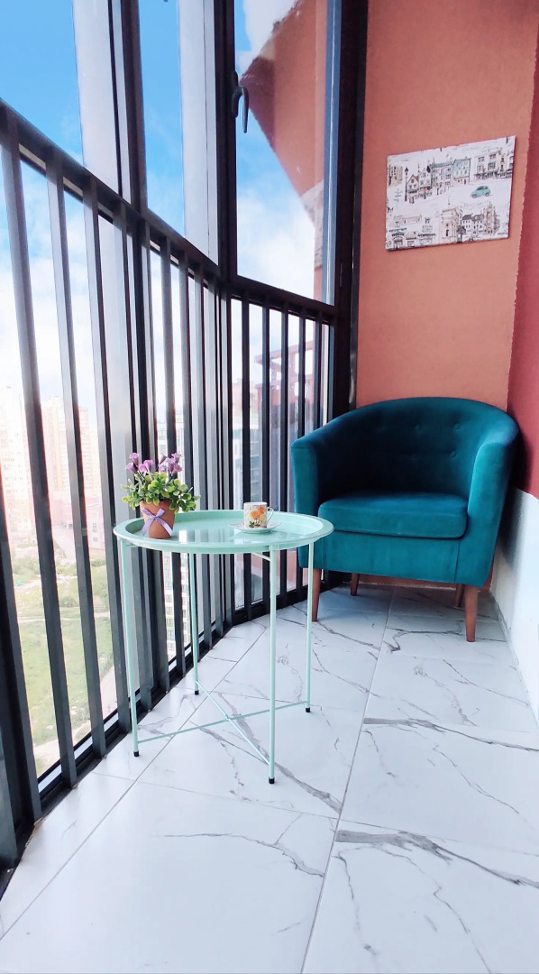 Квартира Приморский Legend 1-к с Диваном на Кухне