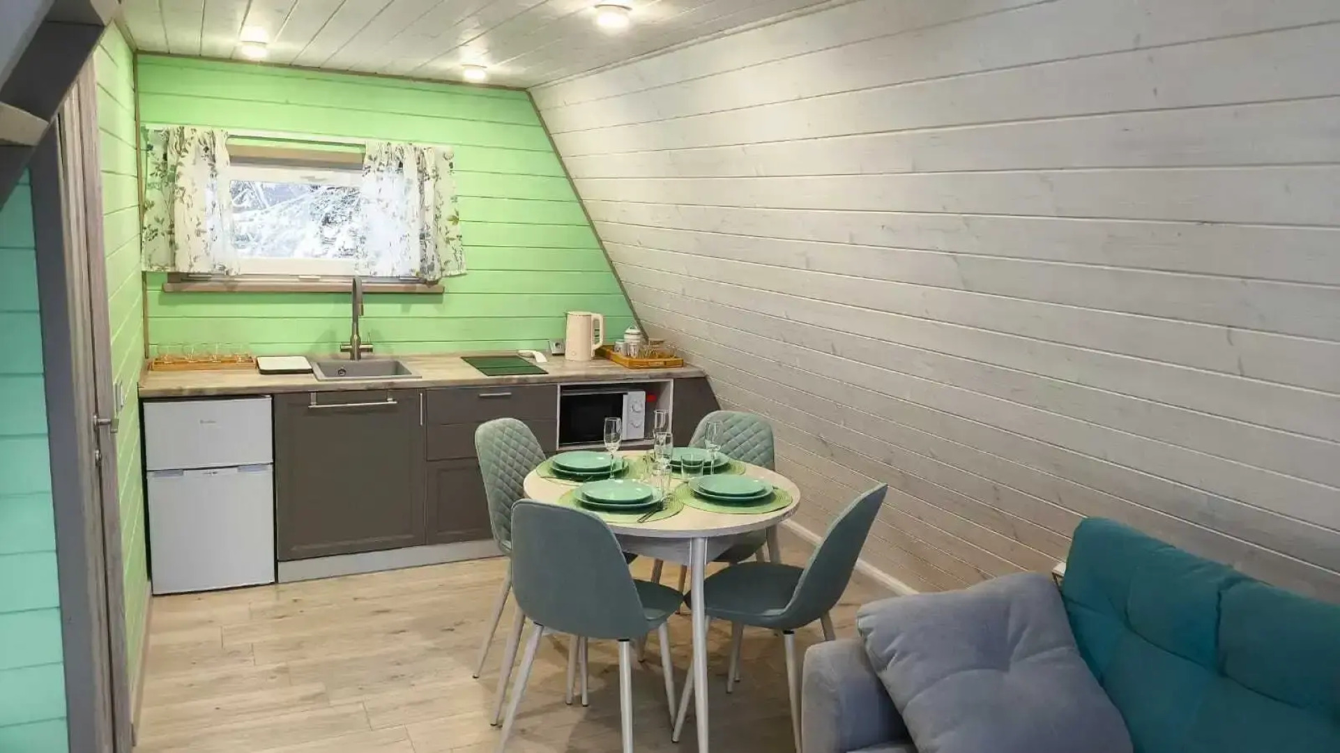 Частный дом Афрейм Лес