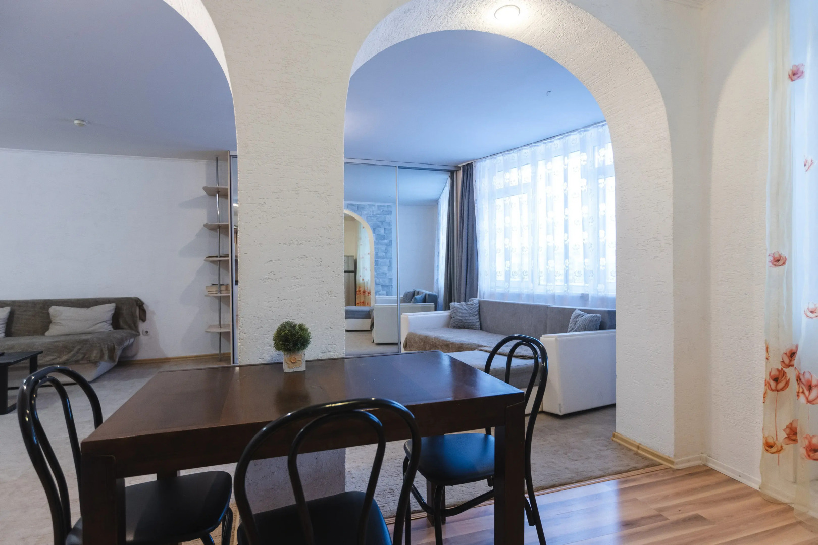 Квартира 2 к Гранд Холл