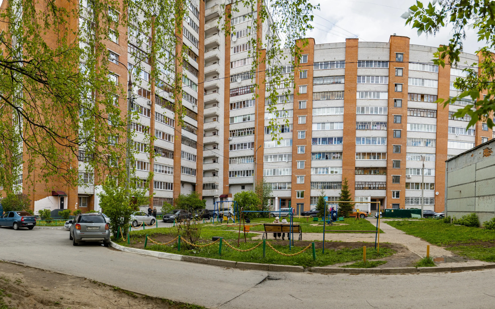 Квартира 3-к просторная недалеко от МНТК на пр.9-ой Пятилетки от RentAp, 6 сп.мест