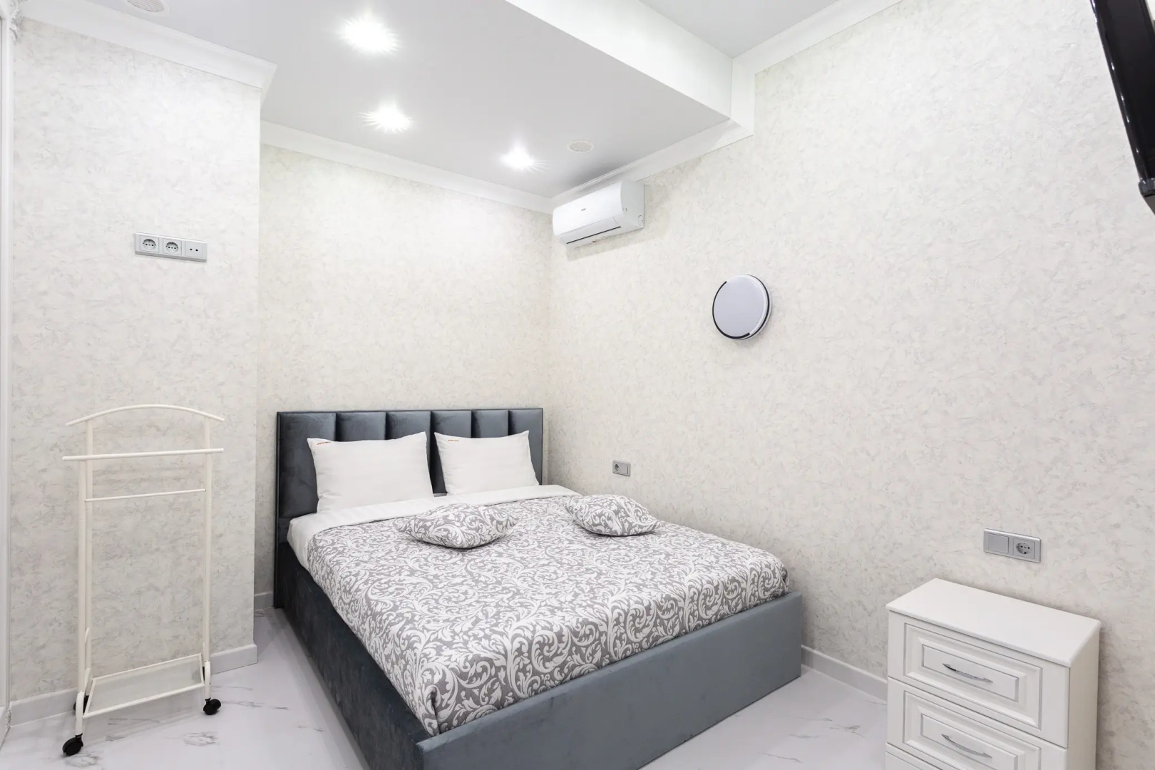 Апартаменты Red Apartments Светлана Парк Ассоль