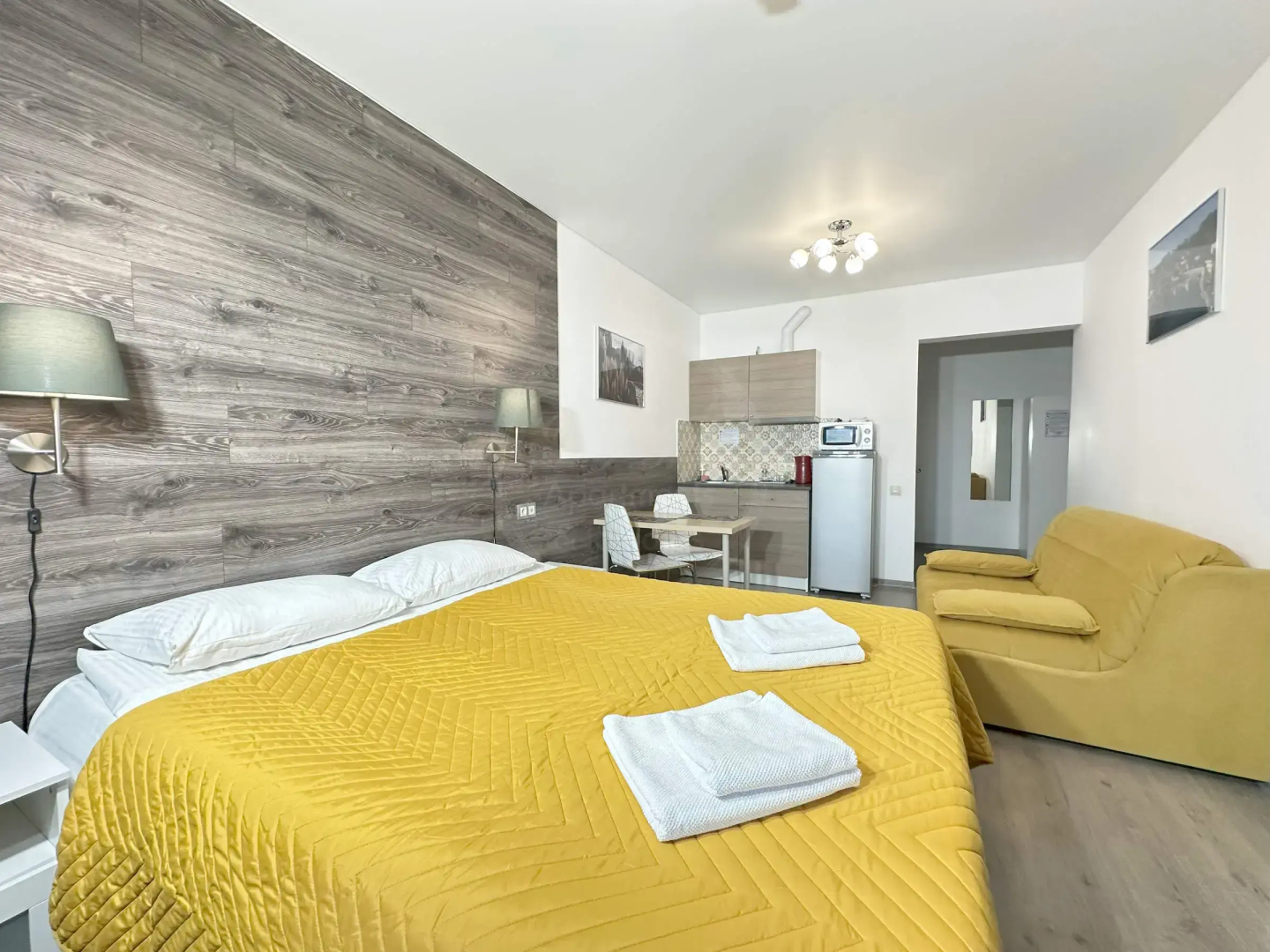 Квартира Enjoy Apartments & Studios — Акварели №1