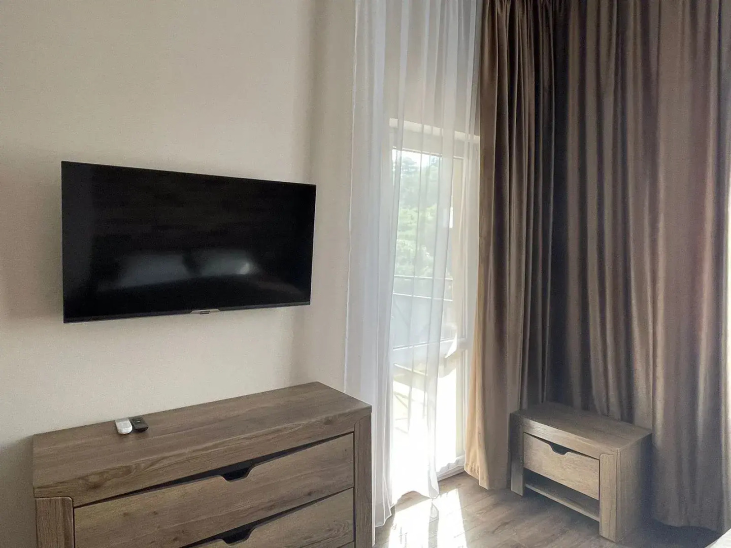 Апартаменты Комфортный семейных отдых у моря с видом на море и горы