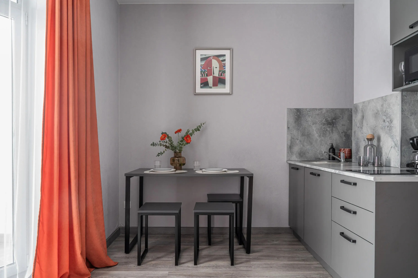 Квартира с видом на гору Уктус на 20 этаже