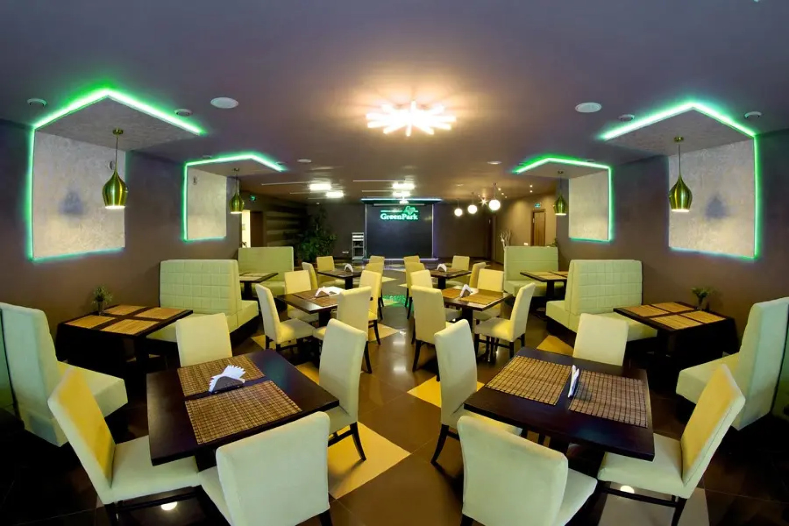 Отель Green Park