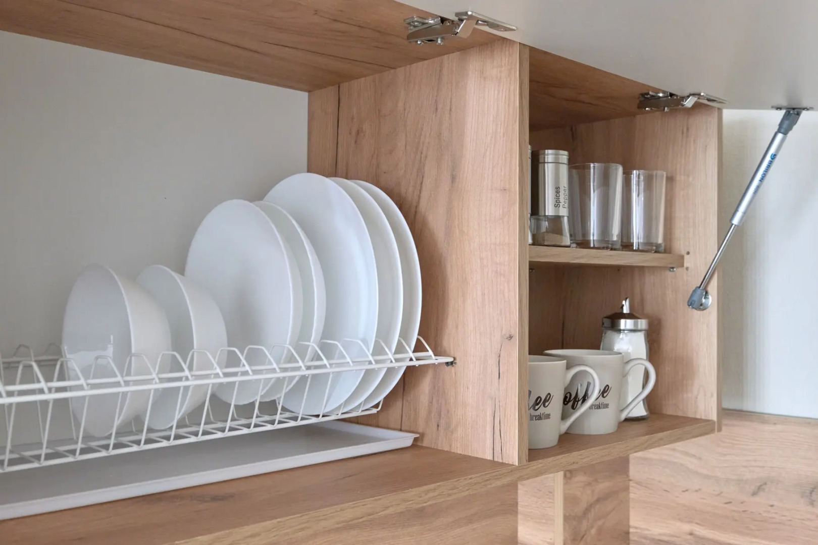 Апартаменты 9 Ночей 12 на Большая Подгорная