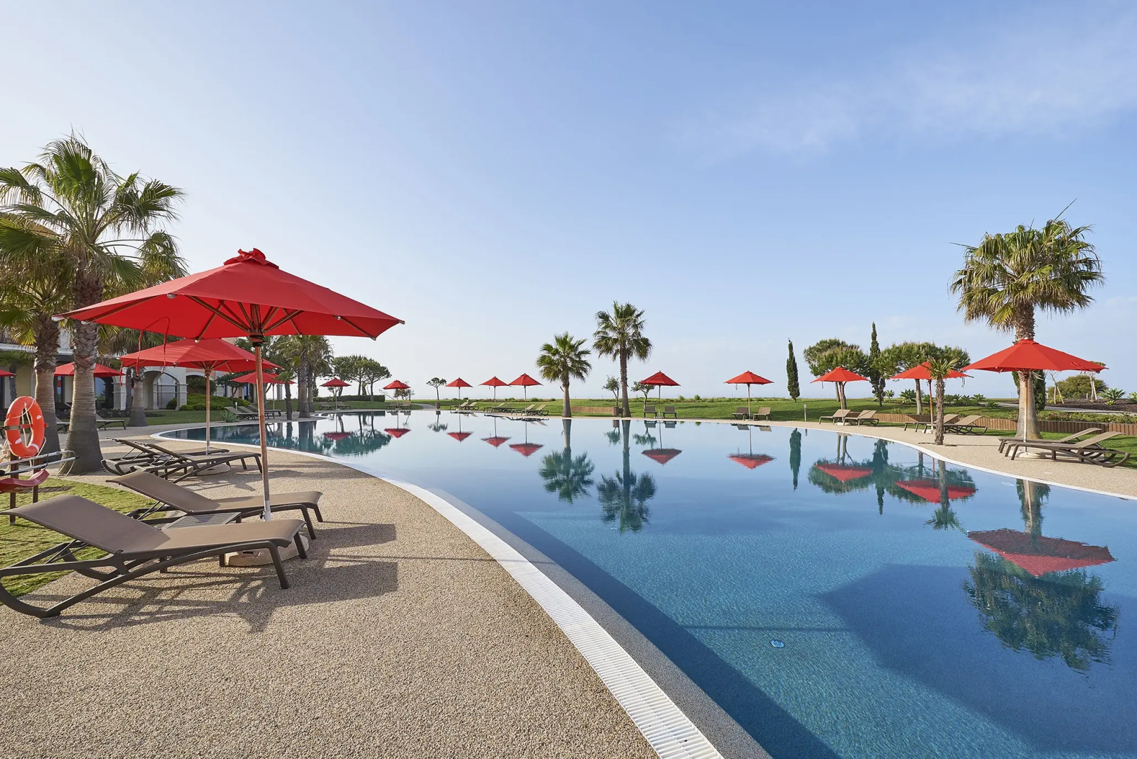 Отель Cascade Wellness Resort