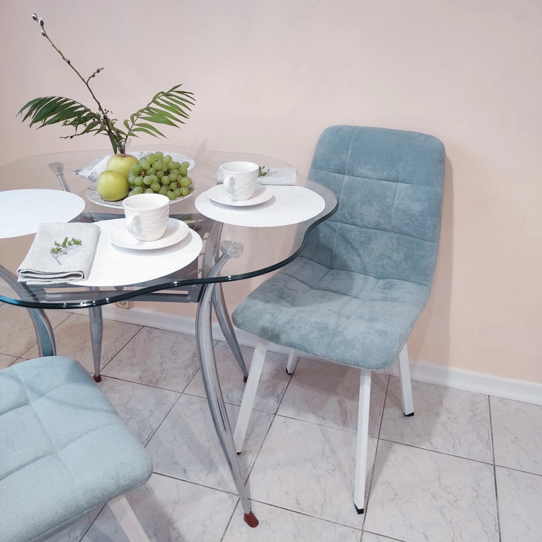 Апартаменты Просторная Двух Комнатная Квартира с Парковкой во дворе