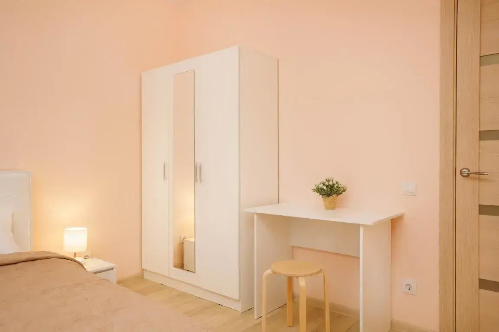 Двухкомнатные апартаменты Этажидейли на 22 этаже