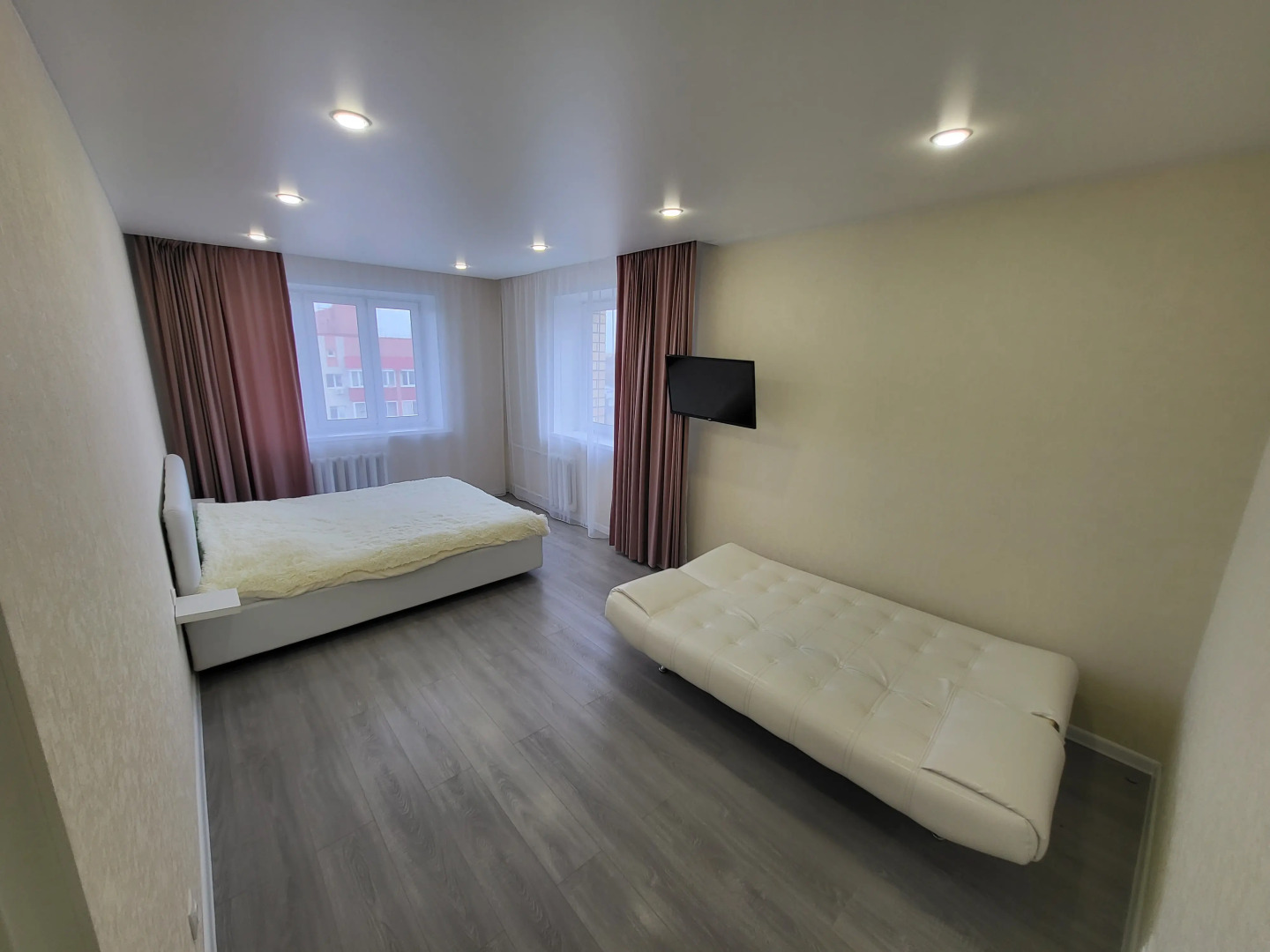 Апартаменты Apartment on 8 marta 21