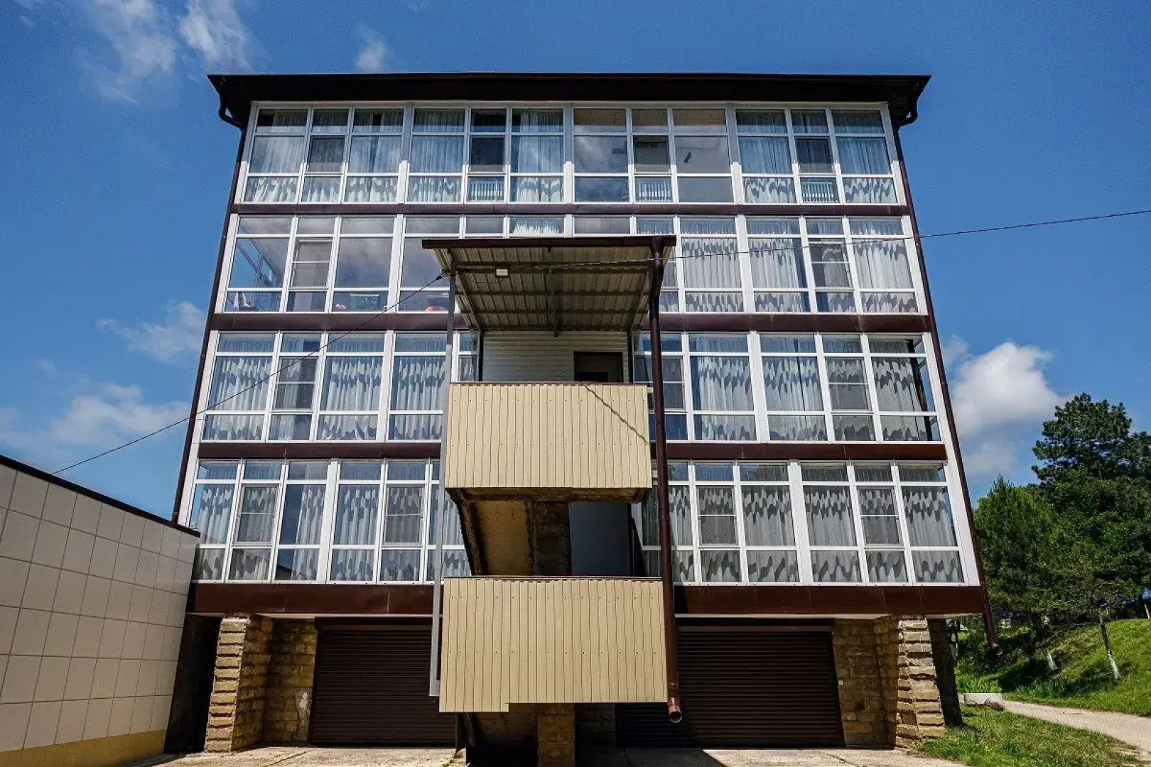 Курортный отель Ателика Лесная Бухта