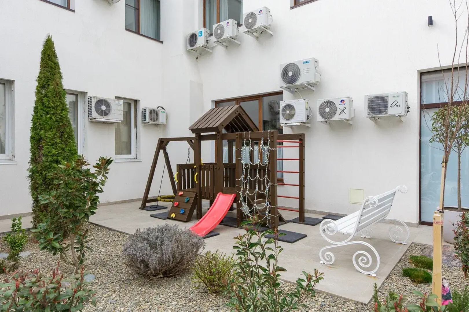 Курортный отель Эделон