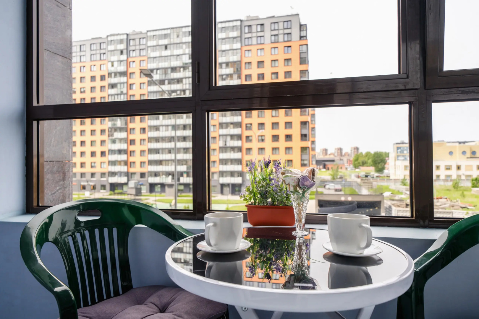 Апартаменты у метро в центре