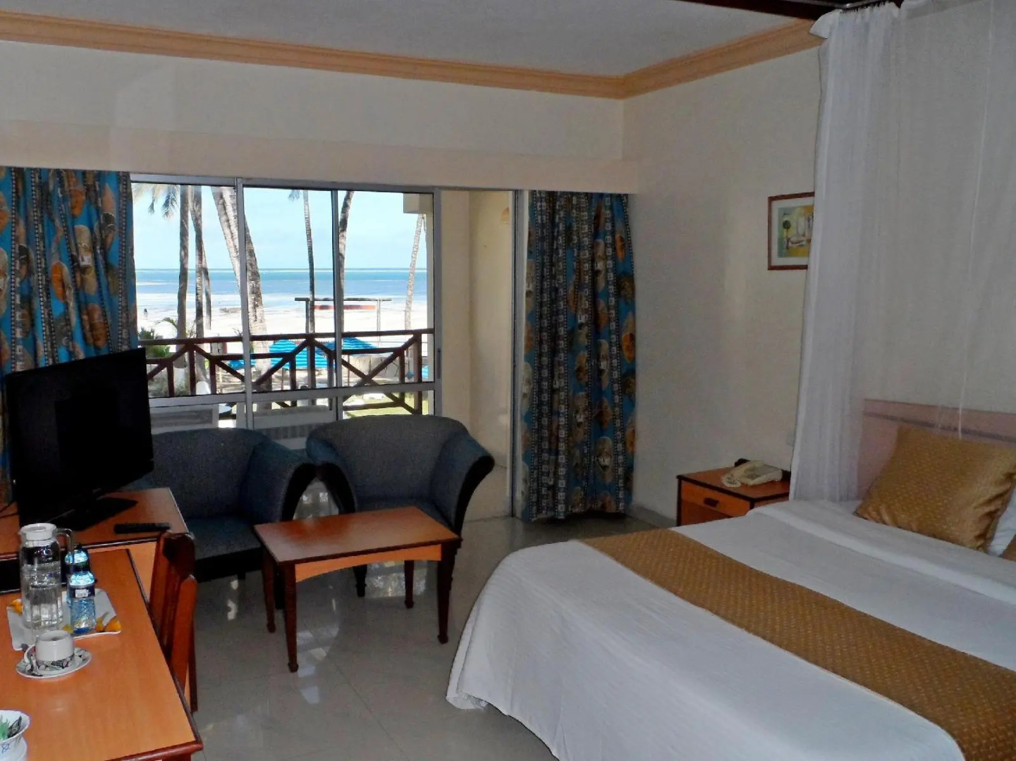 Отель Sai Rock Hotel & Beach Resorts