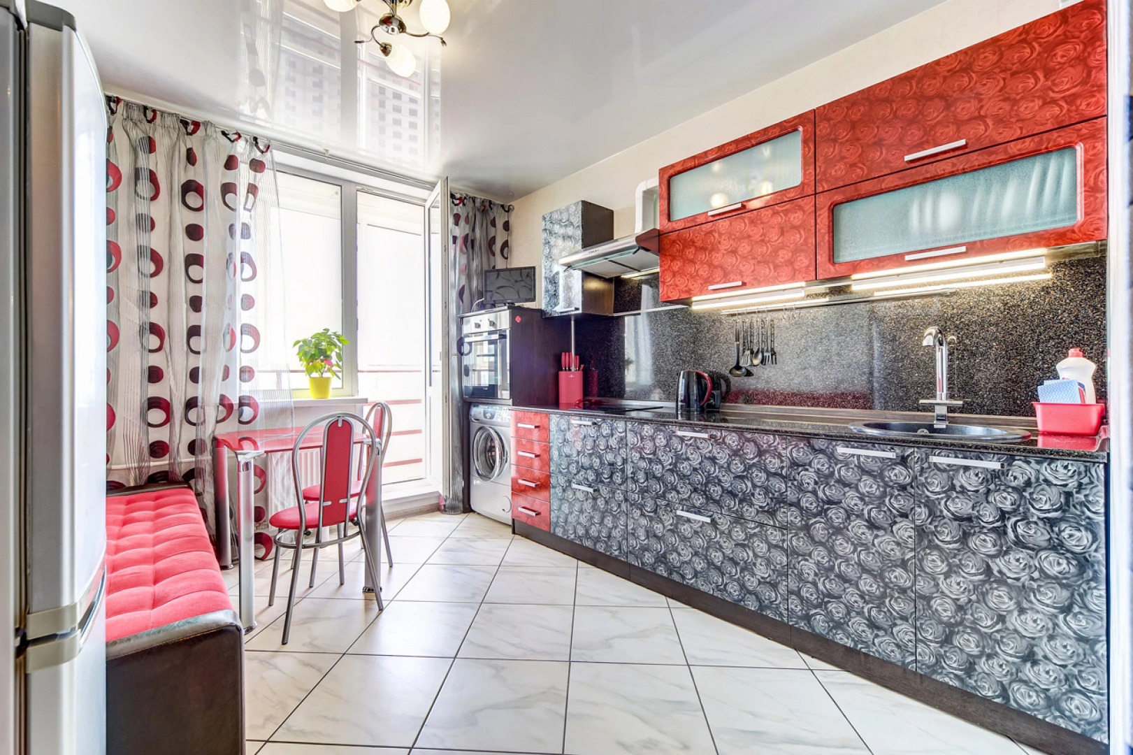 Апартаменты с 1 спальней и балконом