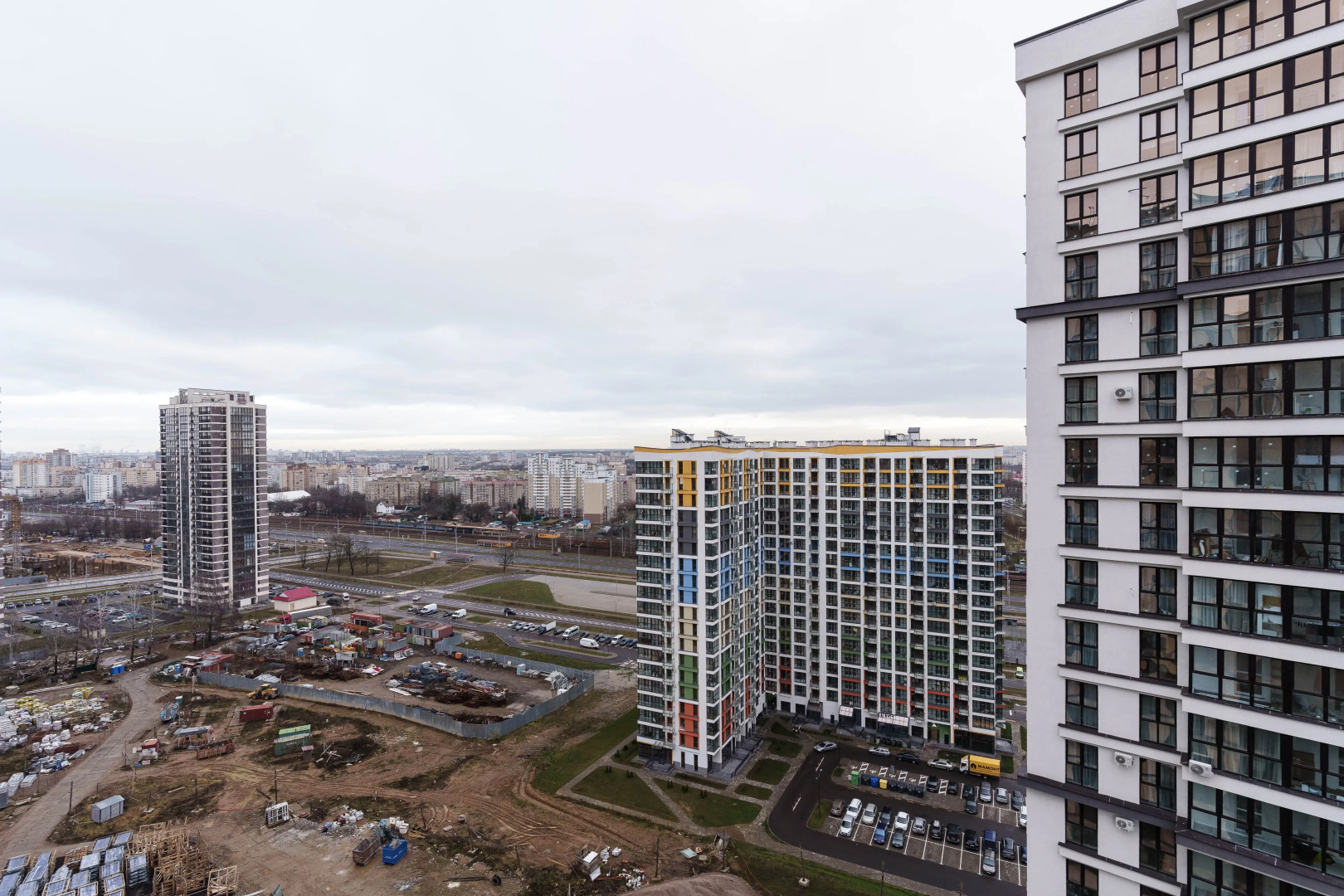 Апартаменты с Видом на Город в Районе Минск Мир