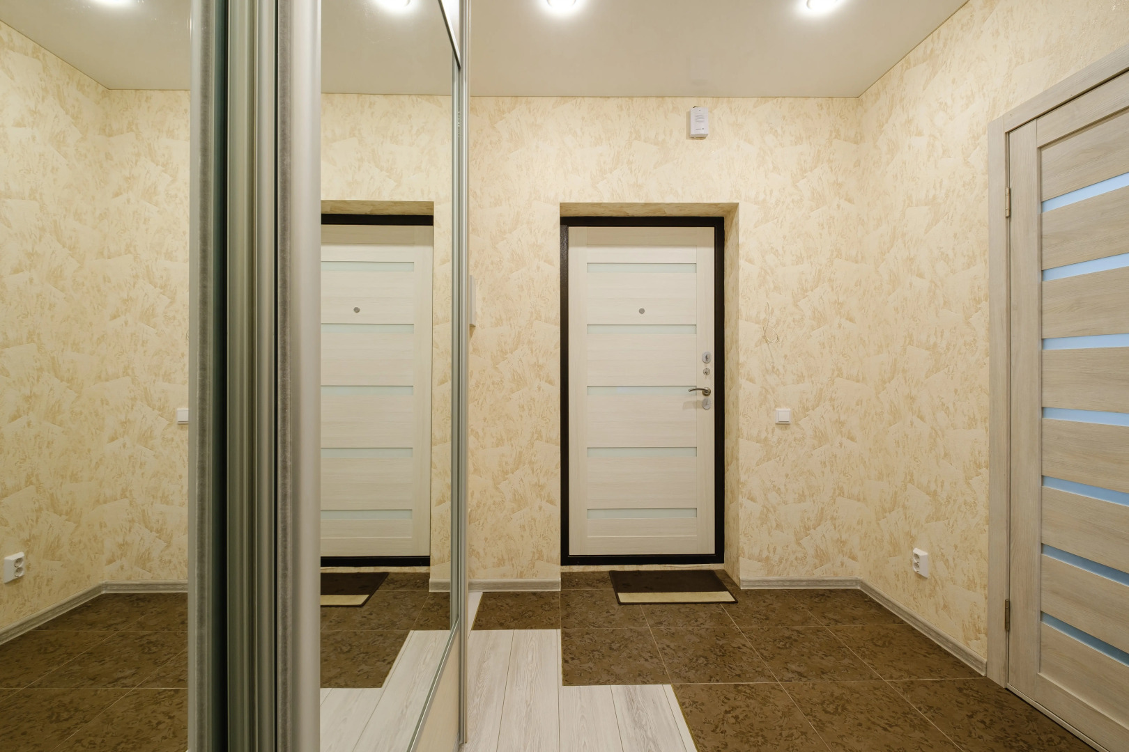 Квартира в Новом ЖК рядом с метро