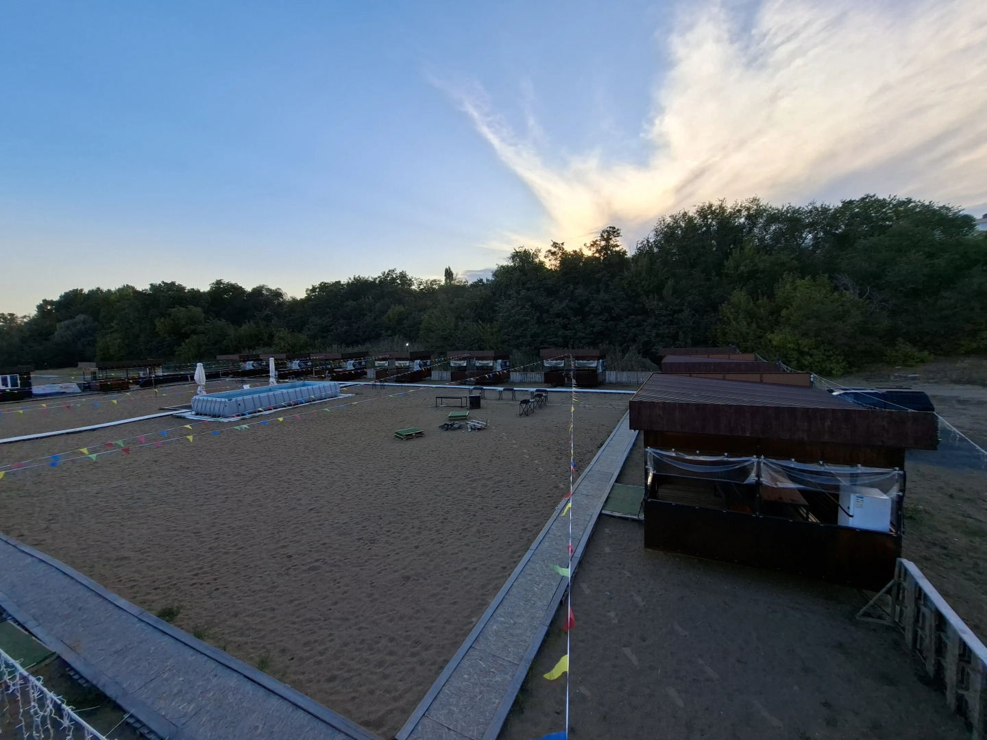 Глэмпинг Солнце, воздух и вода