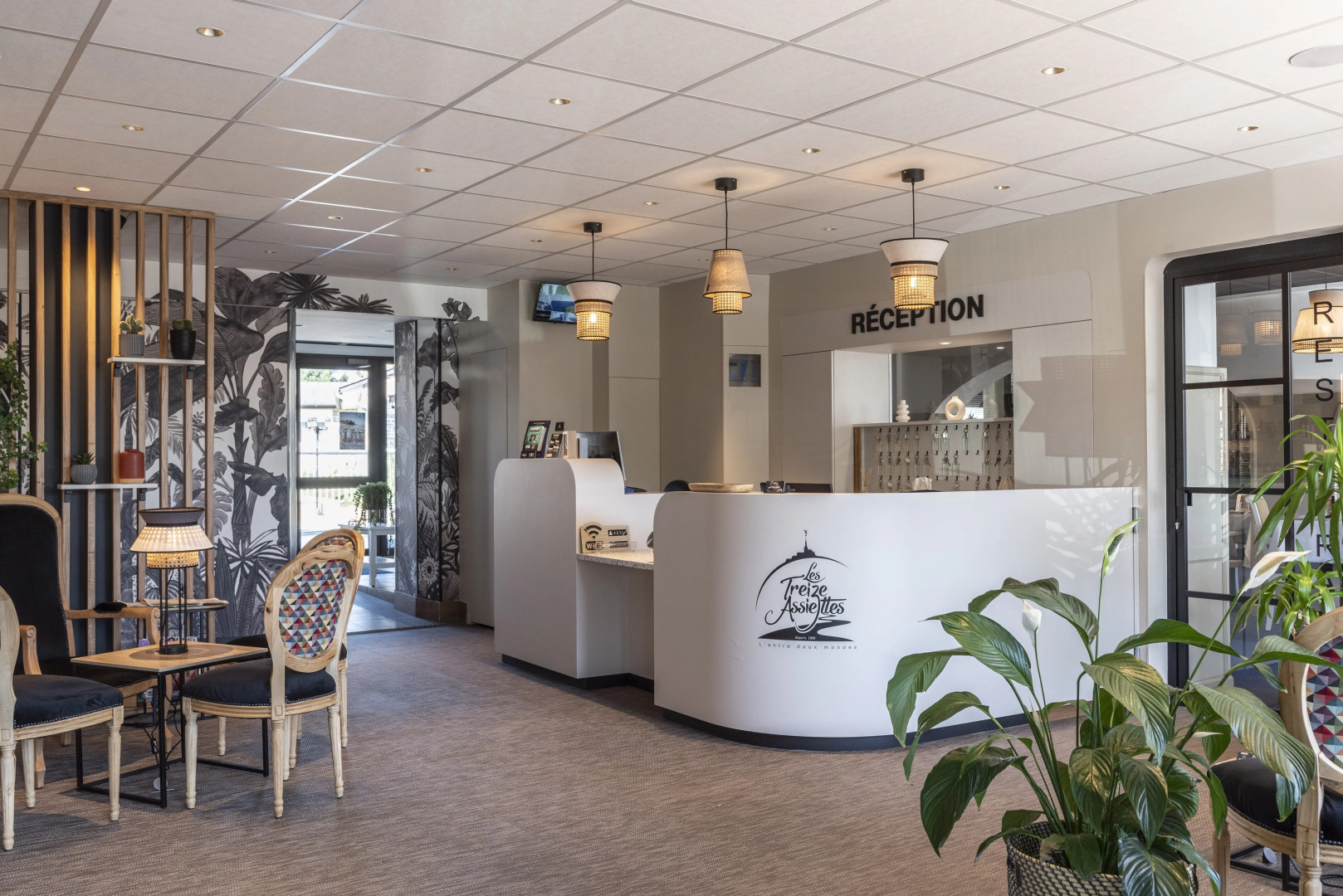 Отель Les 13 Assiettes